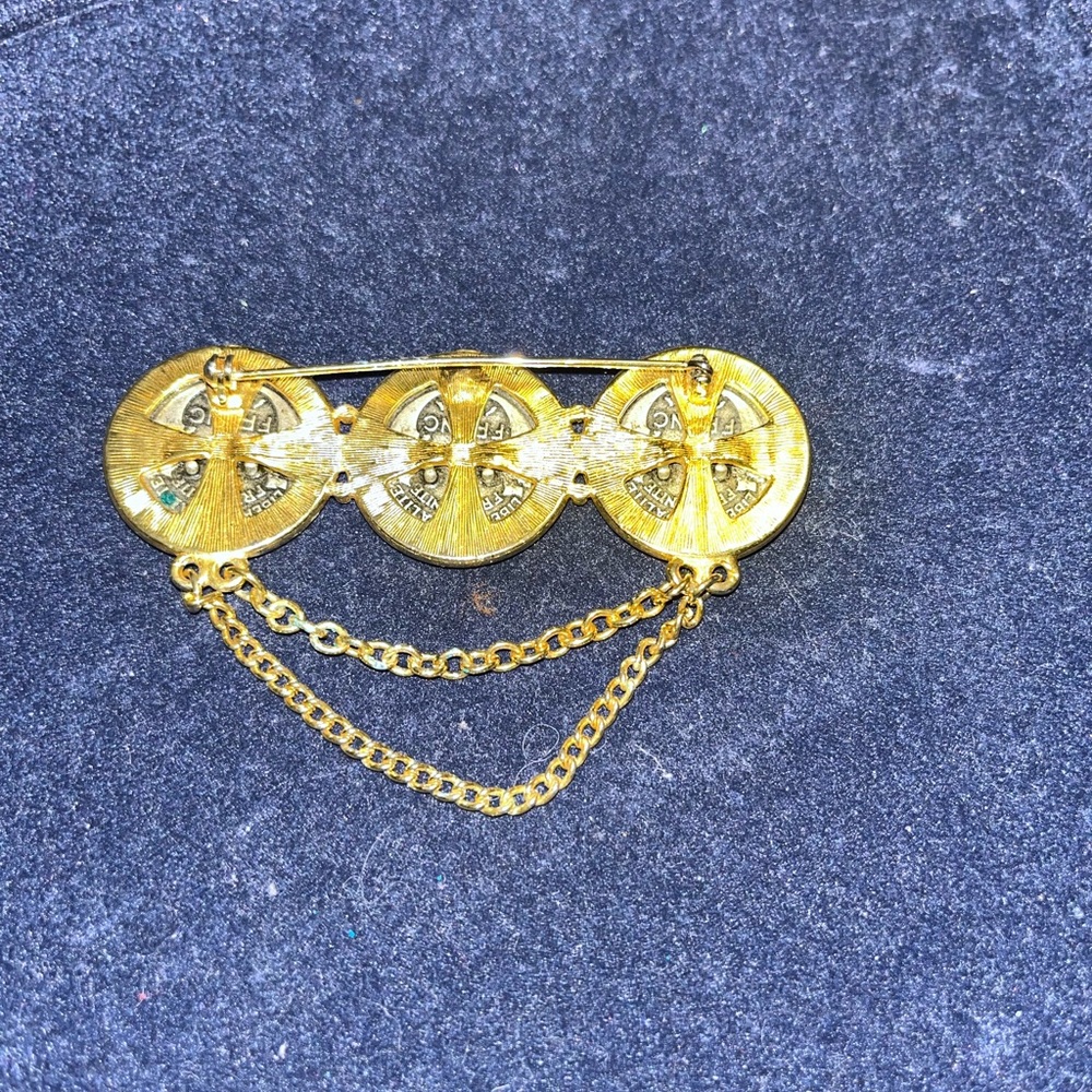 Vintage Francaise Chatelaine Coin Gold-Tone Triple Coin Chain Brooch -Elegant - Picture 4 of 6
